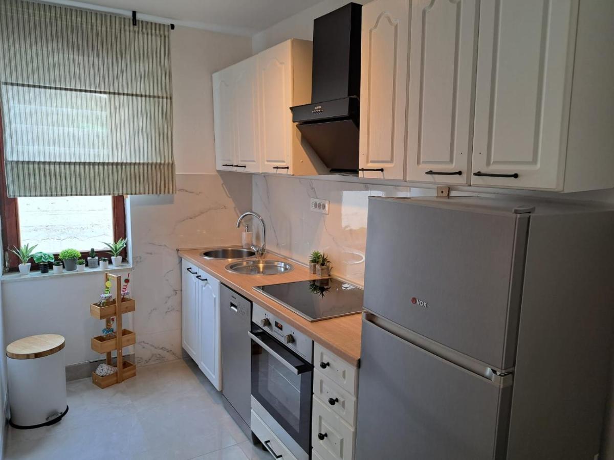 Ocean Apartman Jesenice  Exterior photo